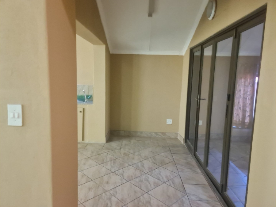 3 Bedroom Property for Sale in Safari Gardens North West